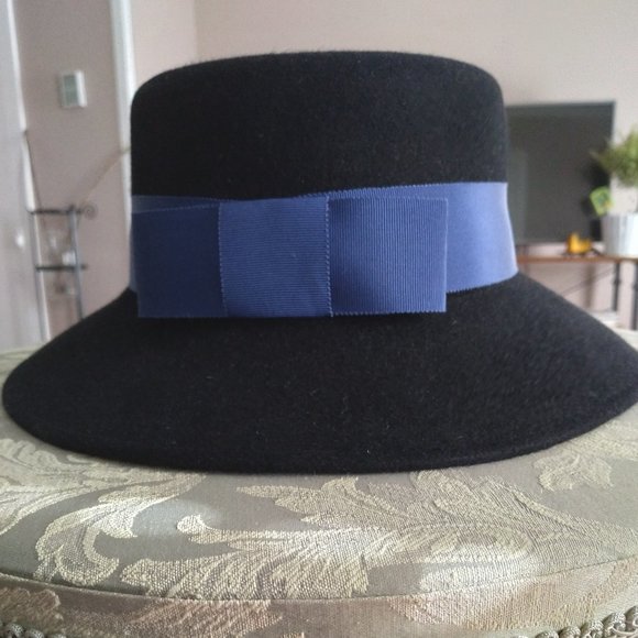 Vintage I.Magnin Black Wool Hat w/ Blue Ribbon Border